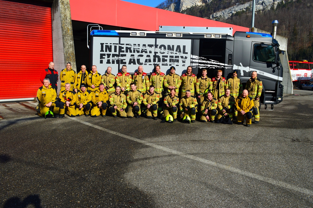 Tunnelbrandoefening team