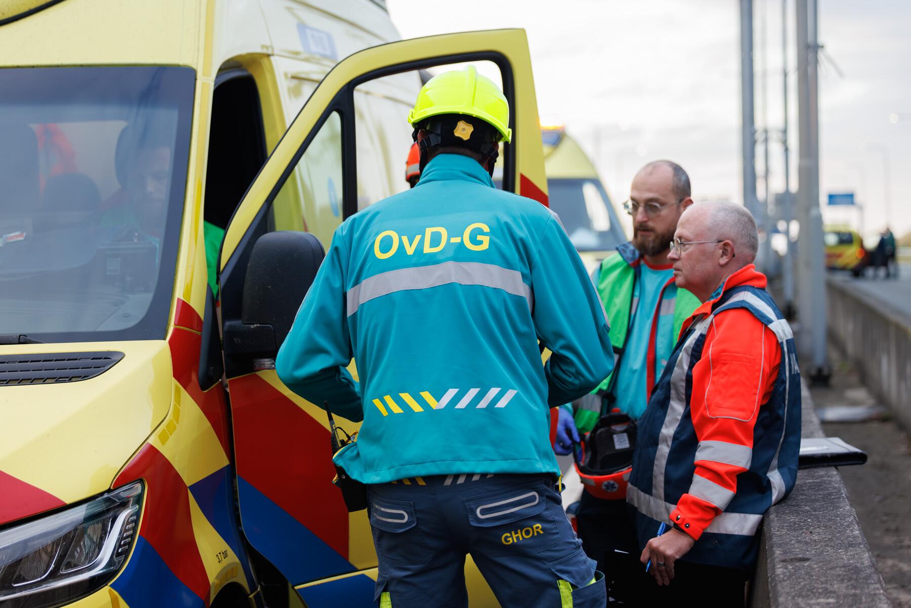 GHOR Zeeland in actie bij Dampoort viaduct