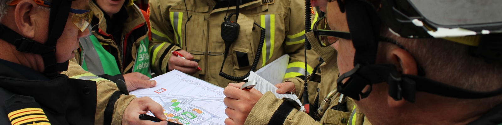 Oefening middensluis Terneuzen boot
