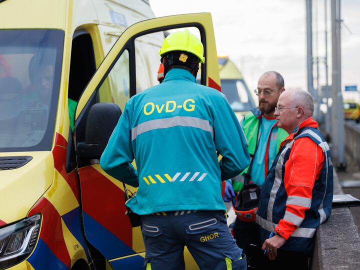 GHOR Zeeland in actie bij Dampoort viaduct
